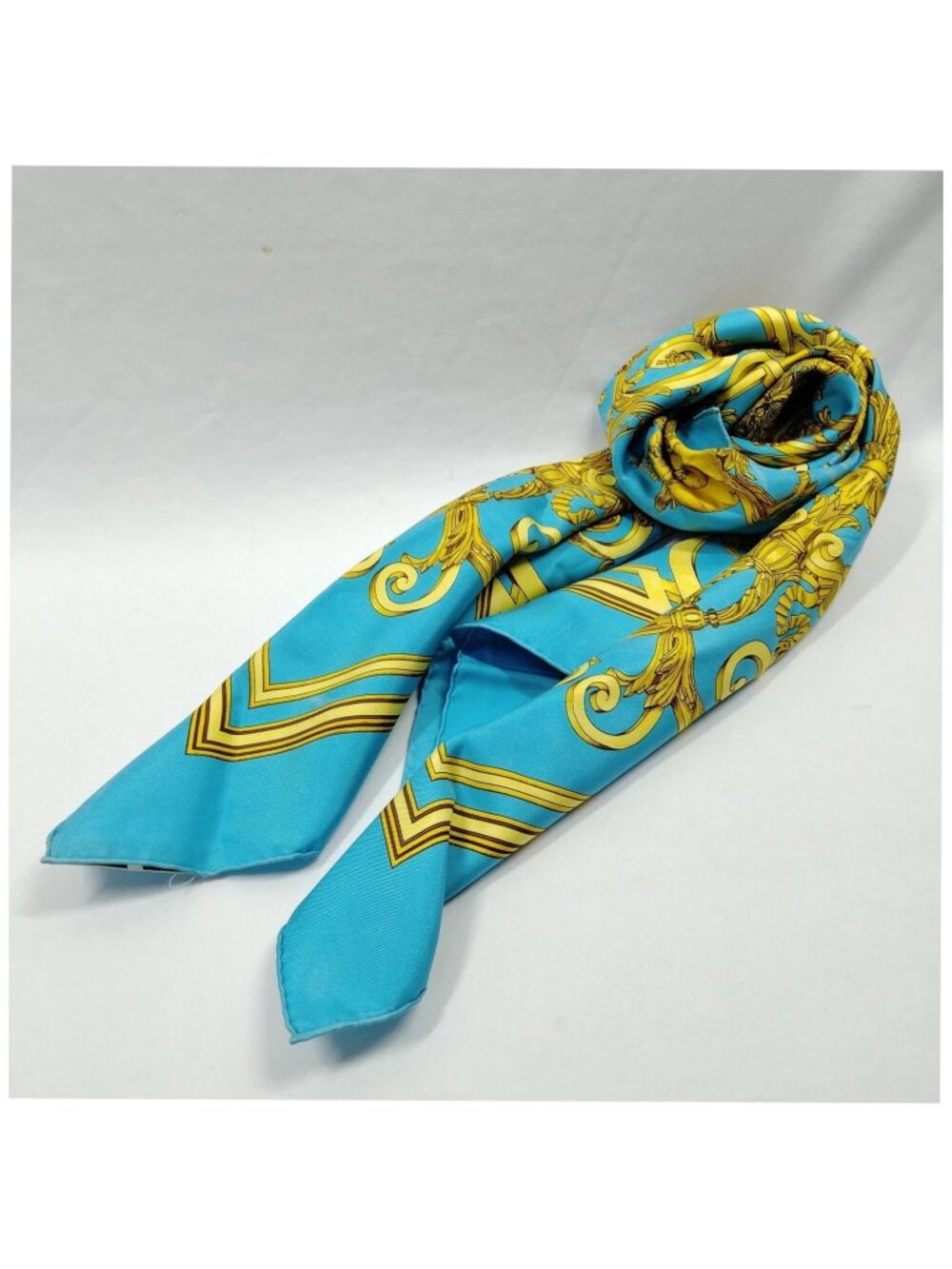 Authentic Hermès Les Tuileries Carré 90 Silk Scarf Blue Gold - Picture 4 of 10